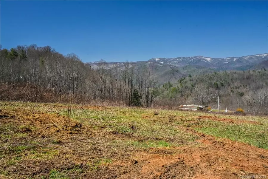 TBD - 5 acres Sugar Loaf Mountain RD, Marshall, NC 28753