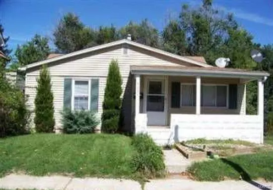 4131 Eichelberger, St Louis, MO 63116