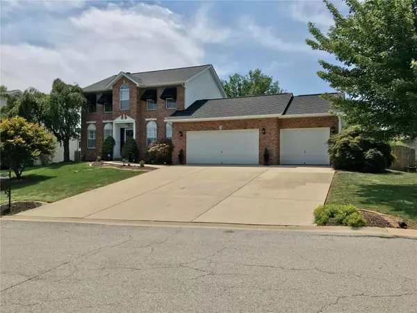 Fairview Heights, IL 62208,990 Northwestern AVE