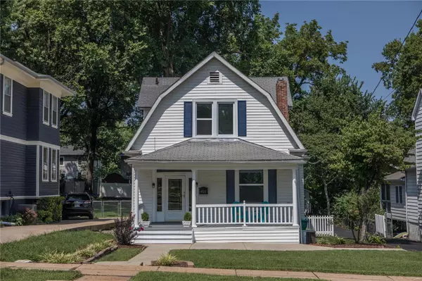 837 Newport AVE, Webster Groves, MO 63119