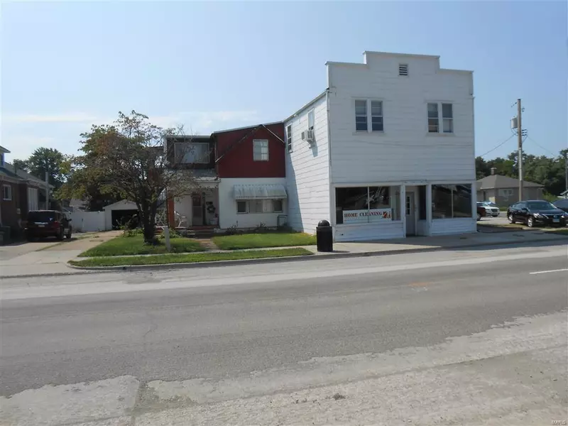 620 W Main ST, Collinsville, IL 62234