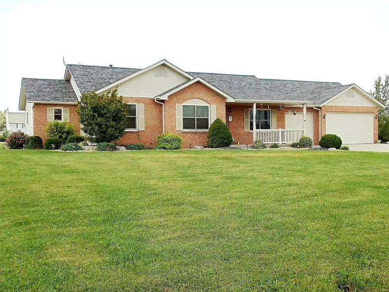 3215 Whitetail, Highland, IL 62249