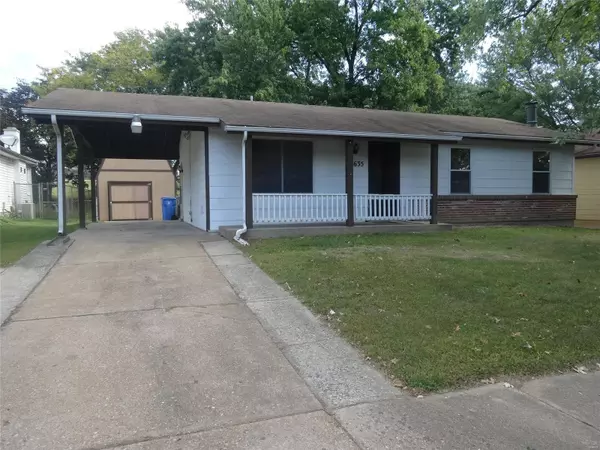 Florissant, MO 63031,2635 Lindsay LN