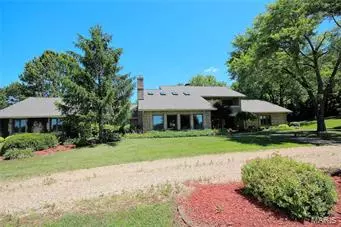 18298 Bernheimer RD, Marthasville, MO 63357