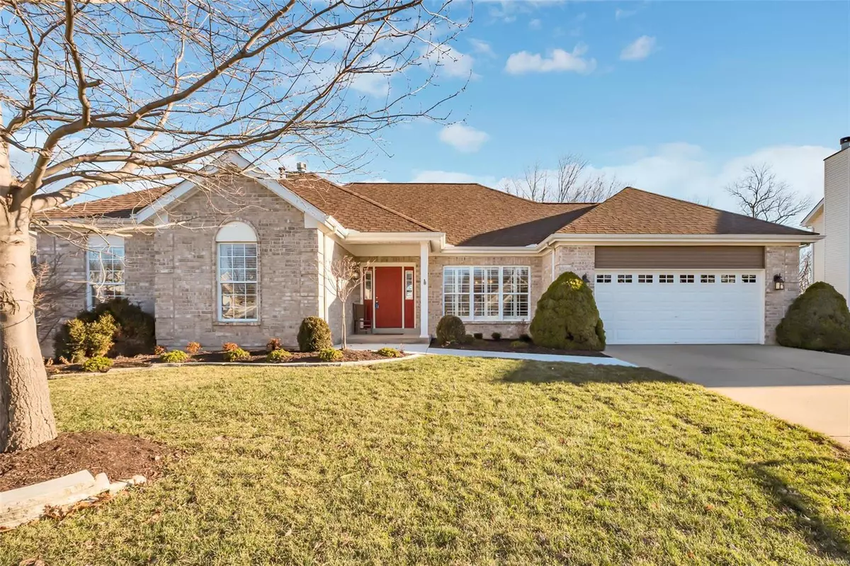 St Peters, MO 63376,102 Brittania CT