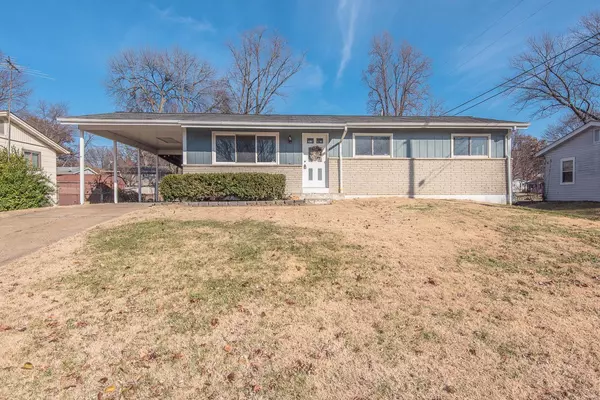 3 Saint Violet DR, St Peters, MO 63376