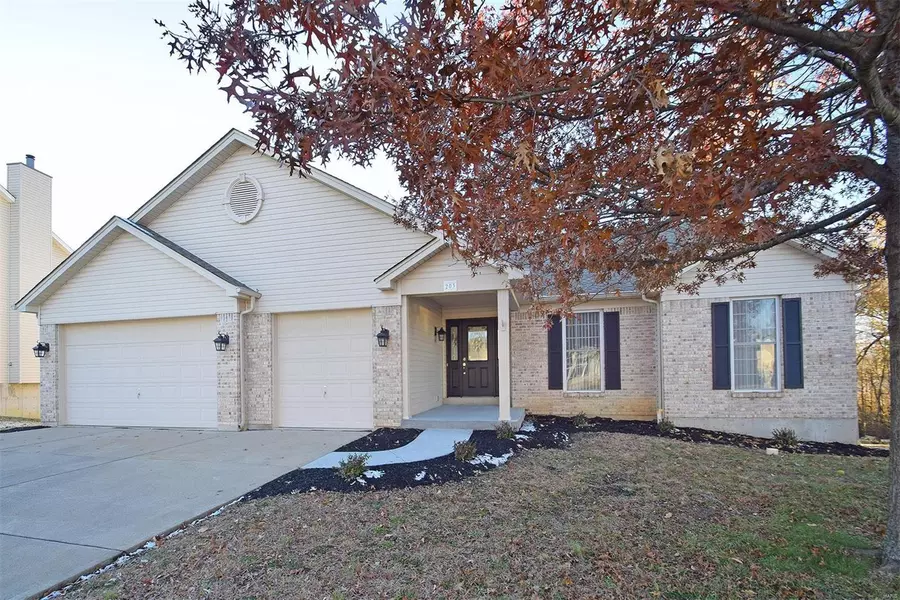 203 Charging Bear, Wentzville, MO 63385