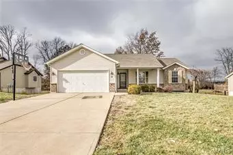 511 Creekwood BLVD, Troy, MO 63379