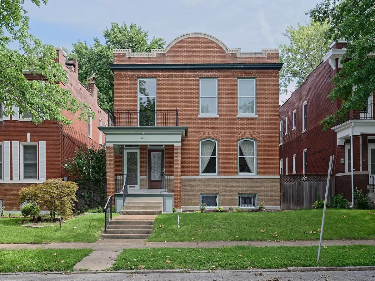 St Louis, MO 63111,617 Dover PL