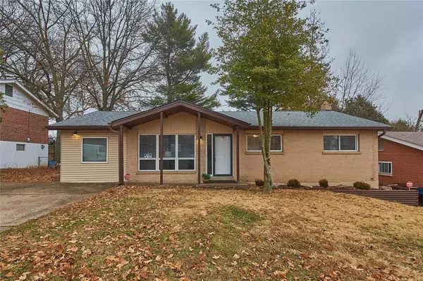 Cool Valley, MO 63121,4812 Barbara DR