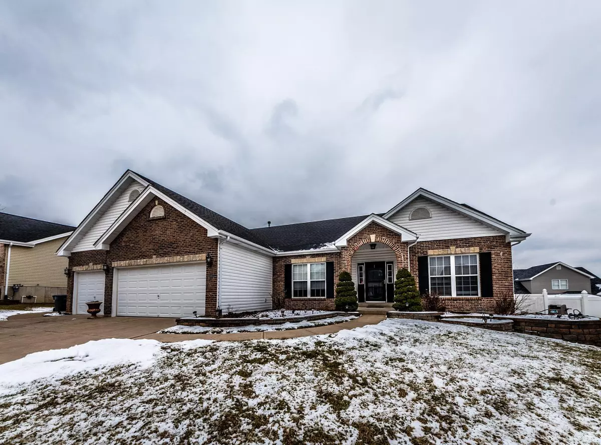 St Peters, MO 63376,505 Greenbriar Downs DR