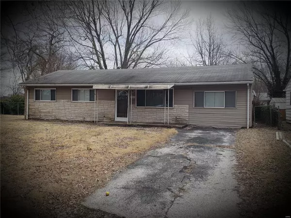 8725 Delmore Terrace, Caseyville, IL 62232