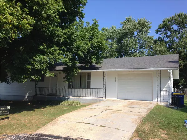 1304 E 1st, Salem, MO 65560