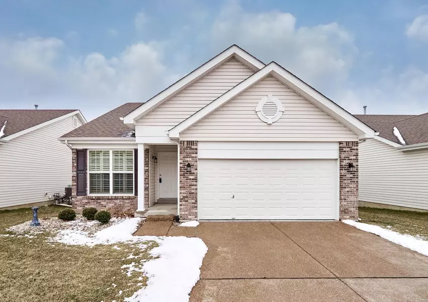 338 Newport, St Peters, MO 63376