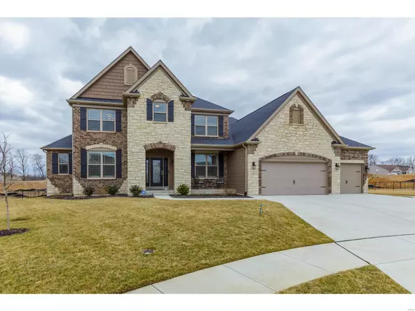 9 Overton Heath CT, Lake St Louis, MO 63367