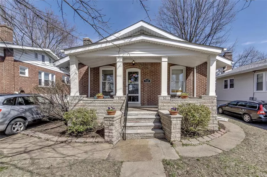 7327 Gayola, St Louis, MO 63143