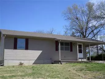 275 E Canaan RD, Gerald, MO 63037