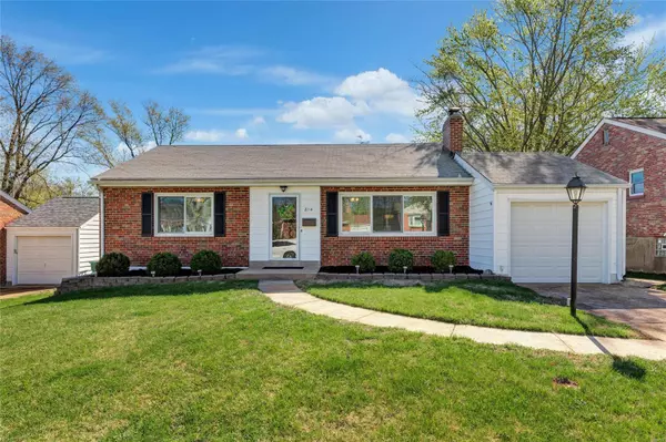 814 Colebrook, St Louis, MO 63119