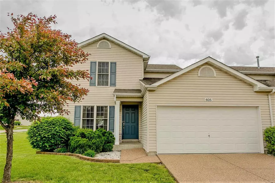 605 Fair Bluff DR, Wentzville, MO 63385