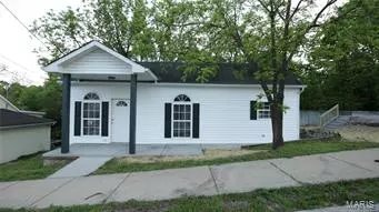 807 Boyd ST, De Soto, MO 63020