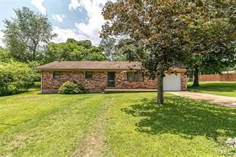 2609 Clearmont LN, Poplar Bluff, MO 63901