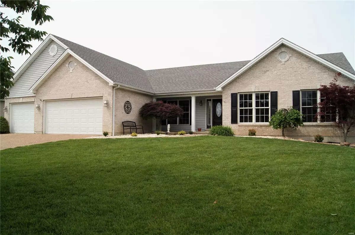 St Peters, MO 63376,1505 River Birch DR