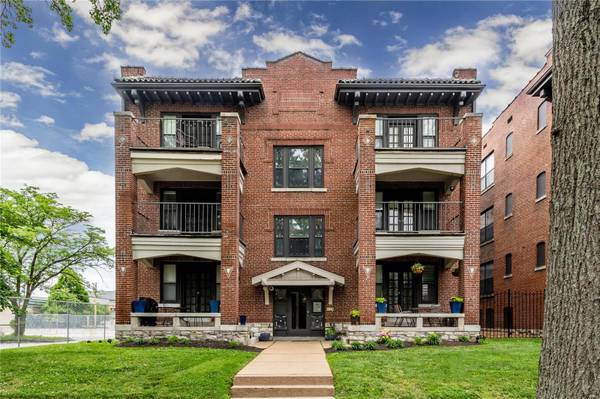 5631 Pershing AVE #21, St Louis, MO 63112