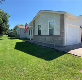 Montgomery City, MO 63361,108 Meadow Lane