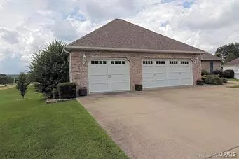 Fredericktown, MO 63645,6 Riverwoods DR