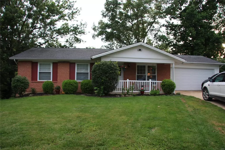 10 Stonehenge CT, Unincorporated, MO 63303