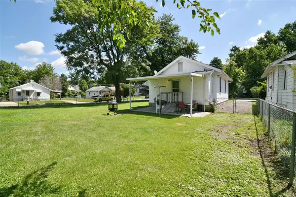 Richmond Heights, MO 63143,1933 Blendon Place