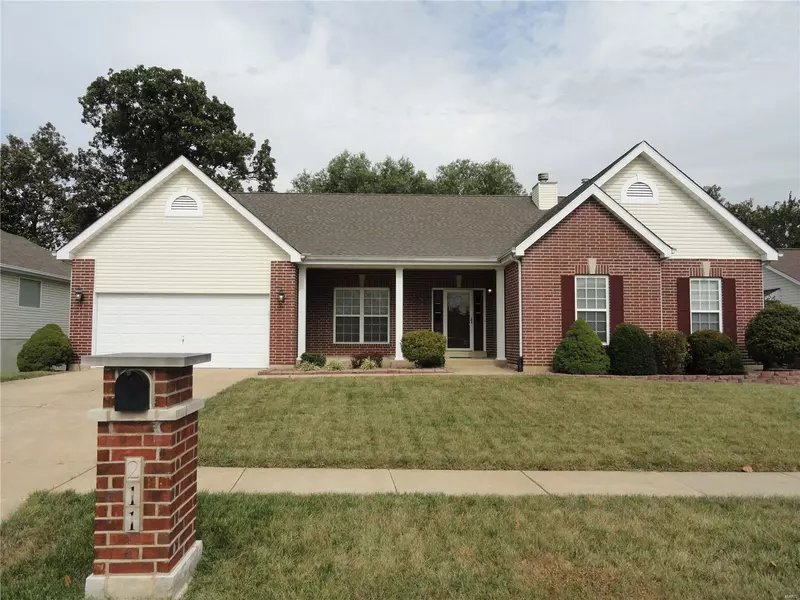 211 Highland Meadows DR, Wentzville, MO 63385