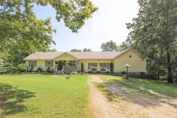 1391 Springfield Loop, Sullivan, MO 63080