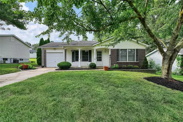 209 Barkwood Trails DR, St Peters, MO 63376