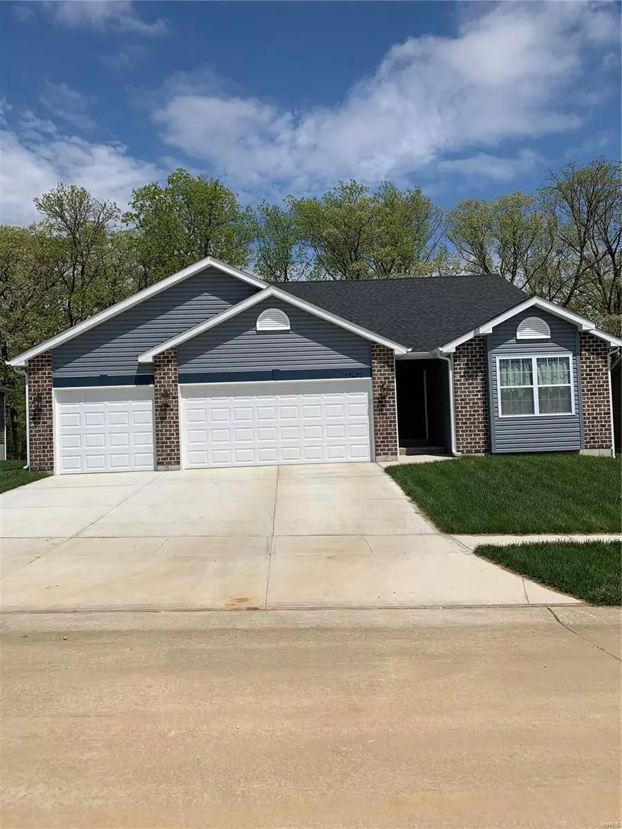 Warrenton, MO 63383,27521 Forest Ridge DR