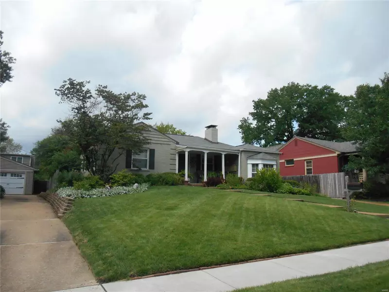 35 Magnolia, Ladue, MO 63124