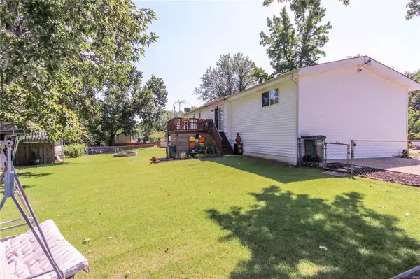 St Peters, MO 63376,2 Denallen DR