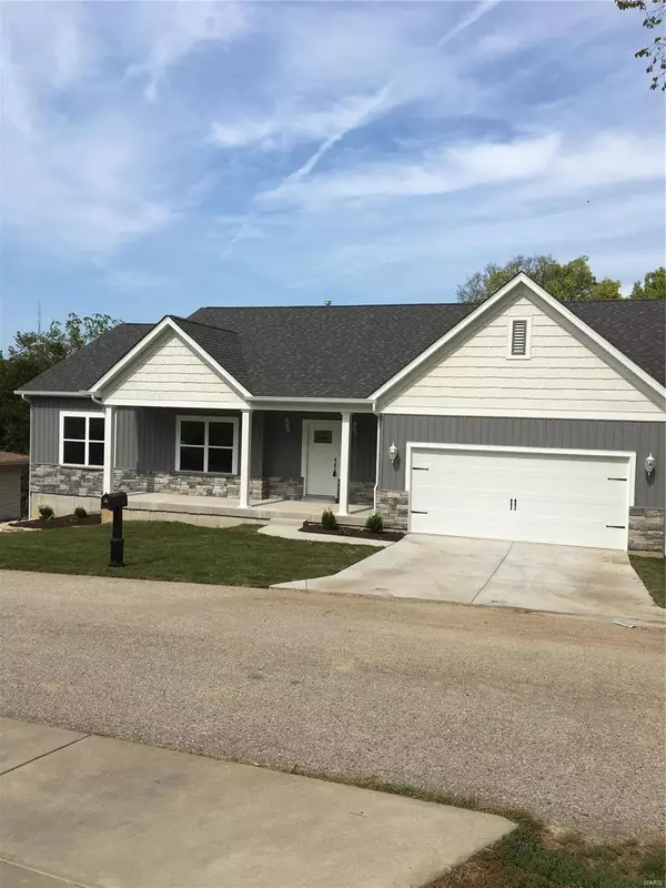 33 Big Oak, St Peters, MO 63376