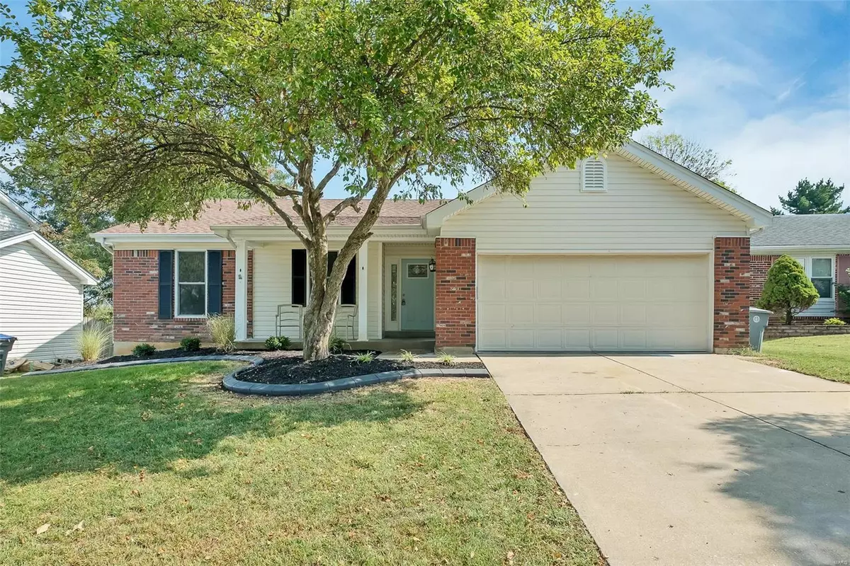 St Peters, MO 63376,8 Caribou CT