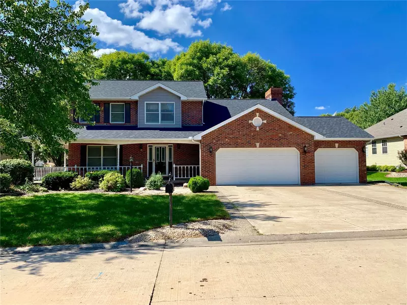 3 Churchill, Edwardsville, IL 62025