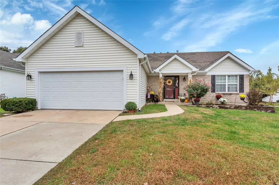 1905 Williamstown, St Peters, MO 63376