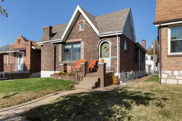 4065 Quincy ST, St Louis, MO 63116