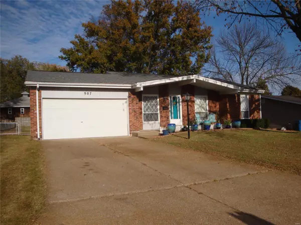 Hazelwood, MO 63042,907 Lamplight LN