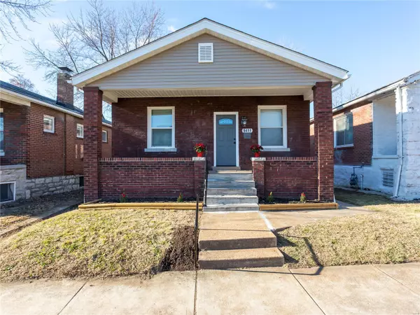 5411 S Compton AVE, St Louis, MO 63111