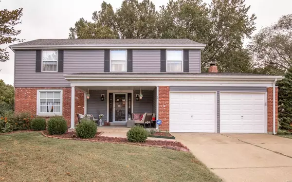 12 Carriage Way E, St Peters, MO 63376