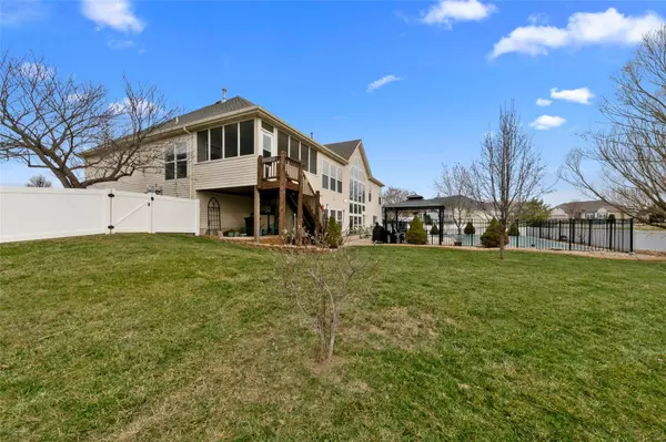 Dardenne Prairie, MO 63368,935 Sill Ridge DR