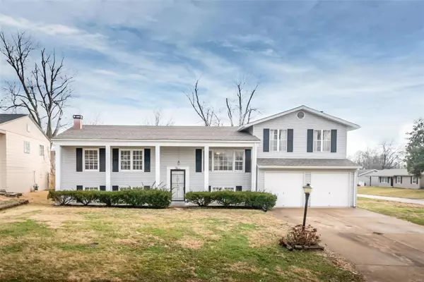 3 Churchill Downs, St Peters, MO 63376