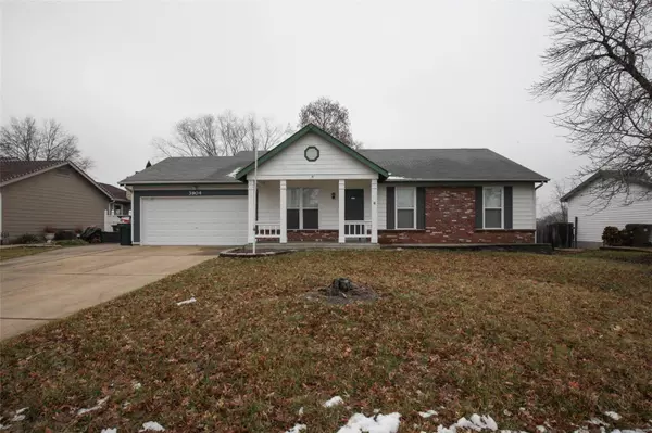 3904 Harvest Meadow DR, St Peters, MO 63376