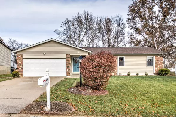 35 Jeffrey Wayne DR, St Peters, MO 63376