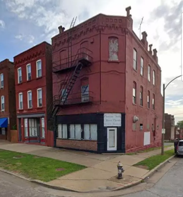 4024 S Broadway, St Louis, MO 63118